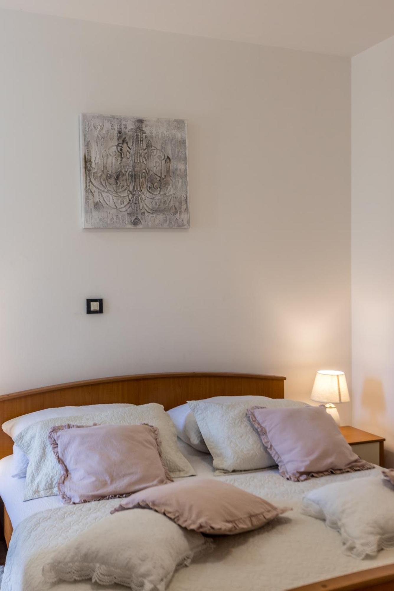 Apartment Split Karoglan Extérieur photo